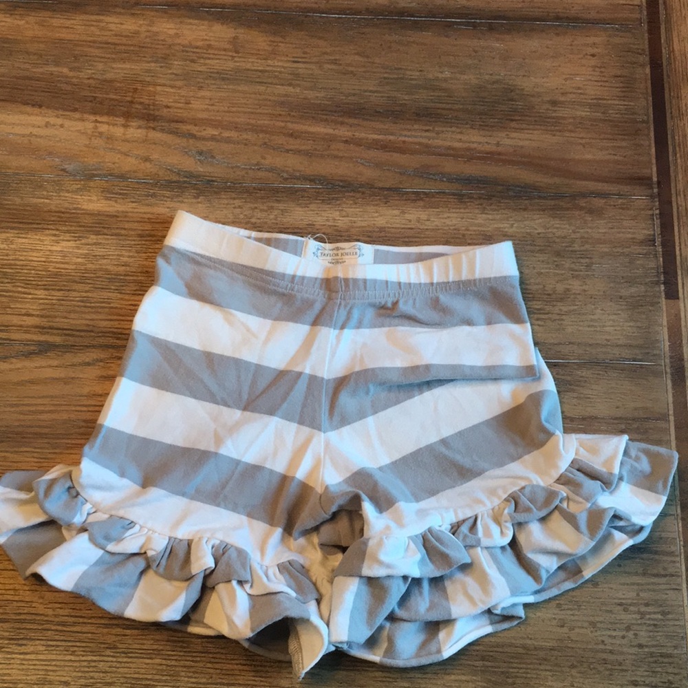 Girls shorts